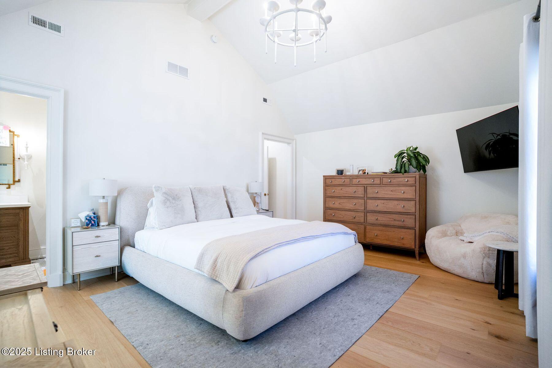 8220 Sutherland Farm Rd