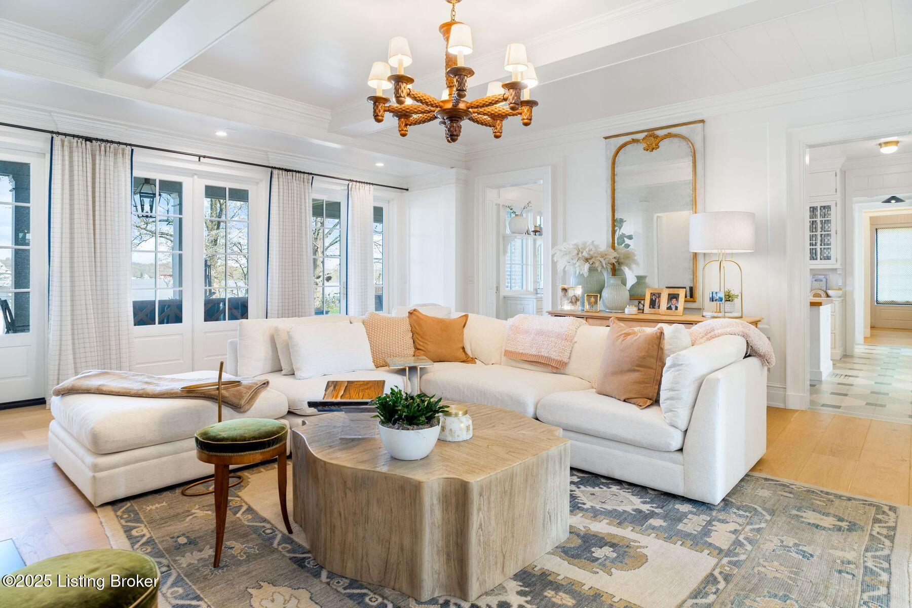 8220 Sutherland Farm Rd