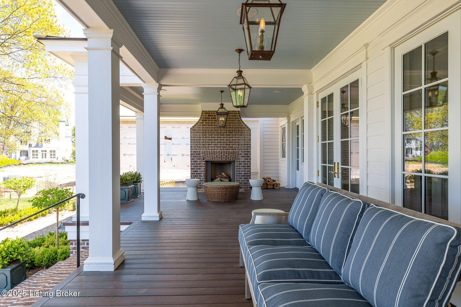 8220 Sutherland Farm Rd