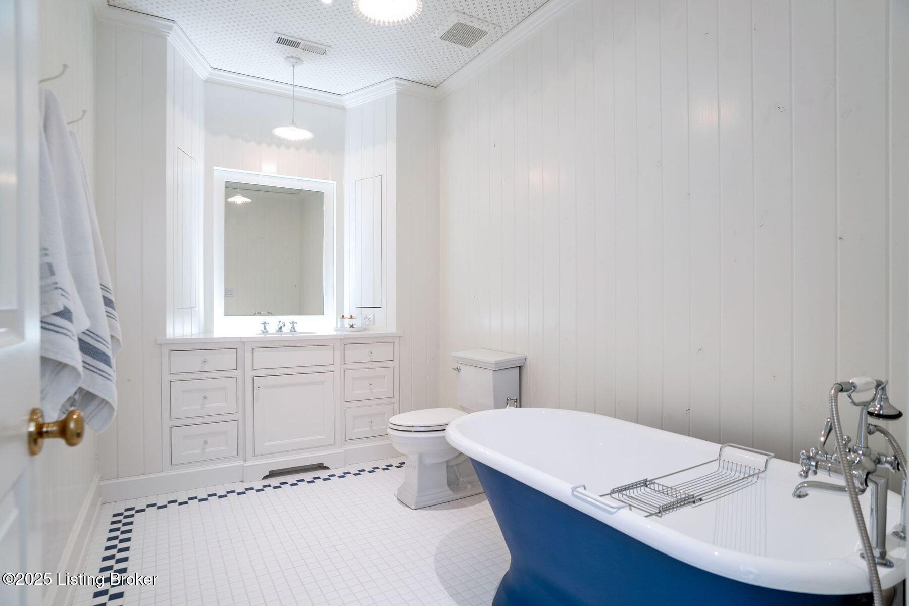 8220 Sutherland Farm Rd