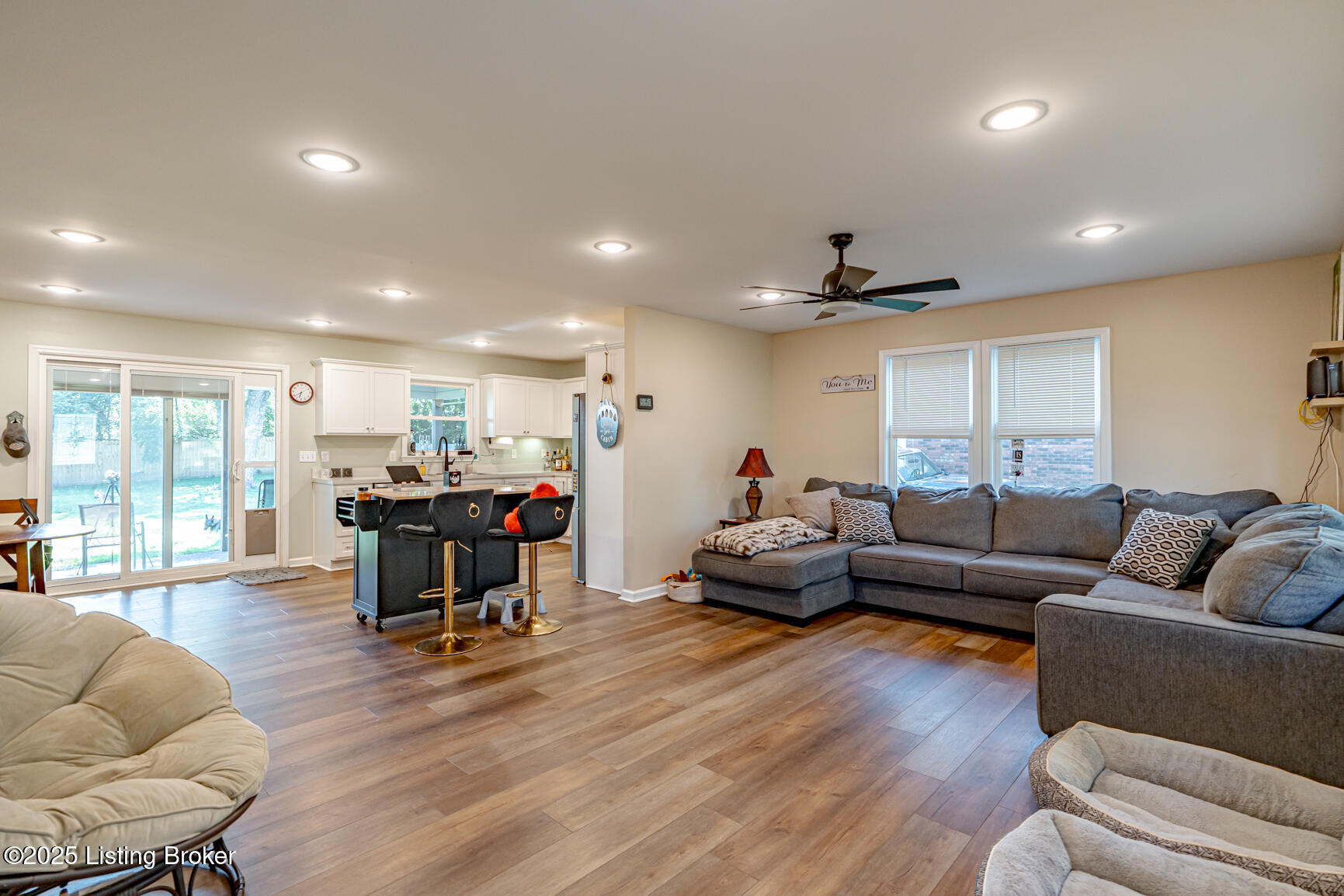 773 Ardmore Ln
