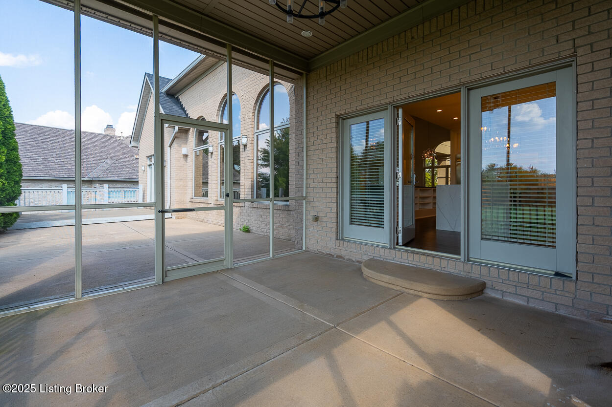 15407 Crystal Springs Way