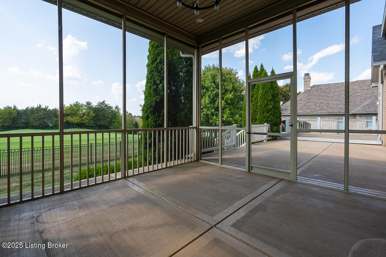 15407 Crystal Springs Way