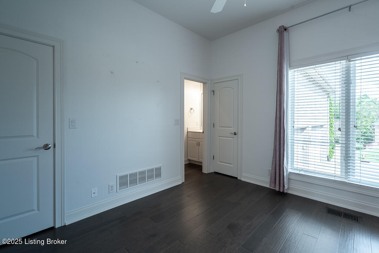 15407 Crystal Springs Way