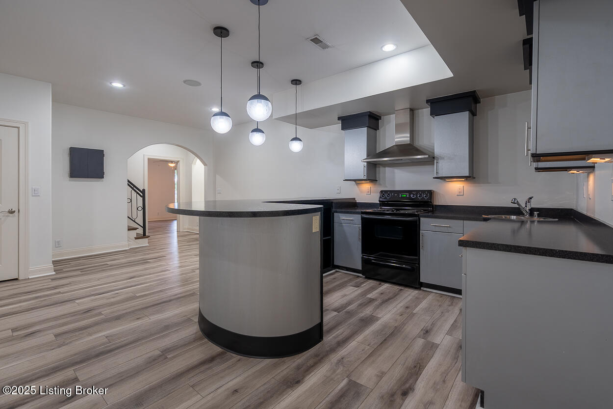 15407 Crystal Springs Way