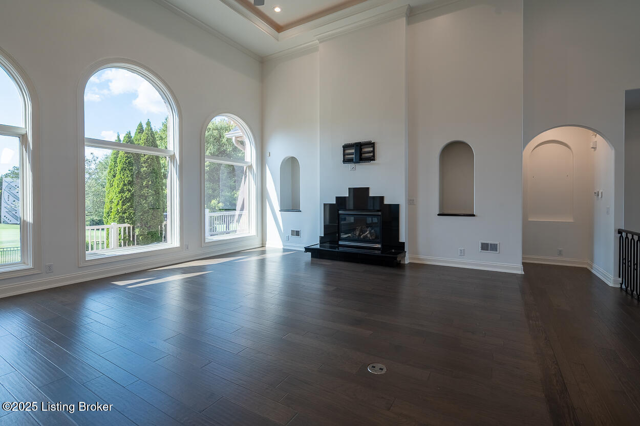 15407 Crystal Springs Way