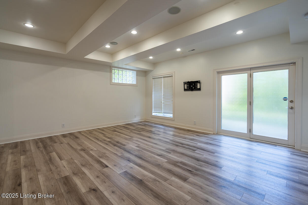 15407 Crystal Springs Way