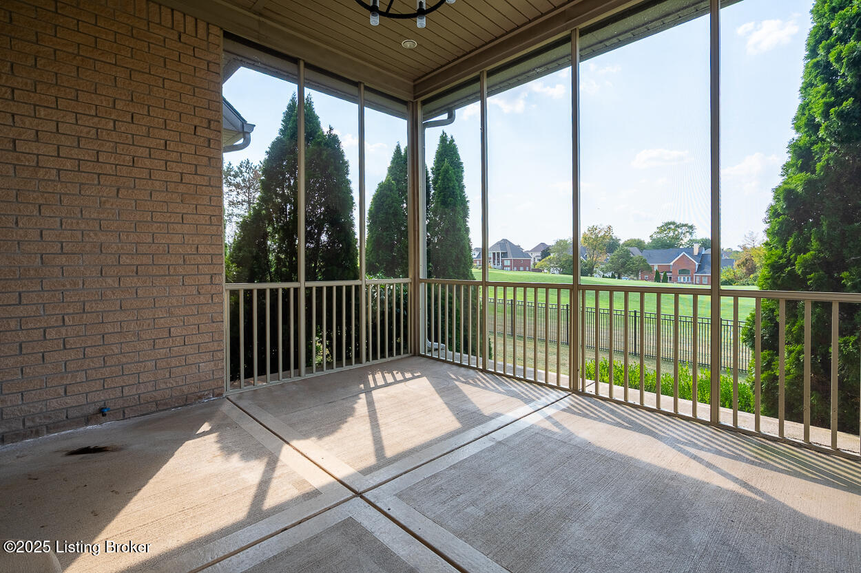 15407 Crystal Springs Way