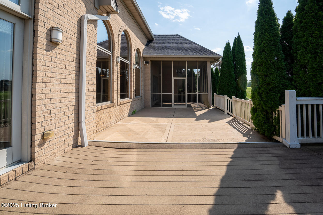 15407 Crystal Springs Way