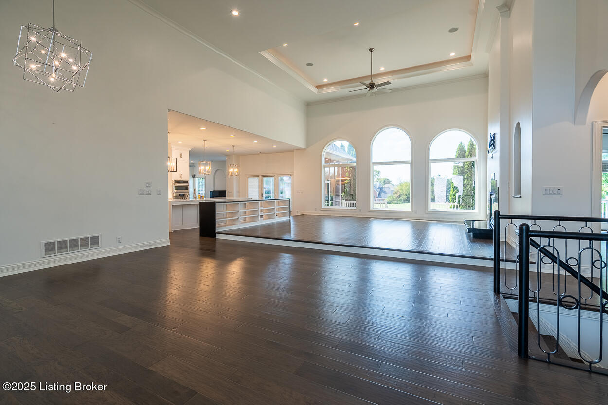 15407 Crystal Springs Way