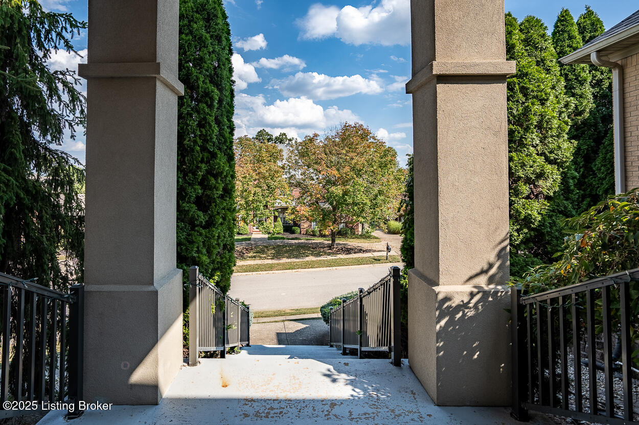 15407 Crystal Springs Way