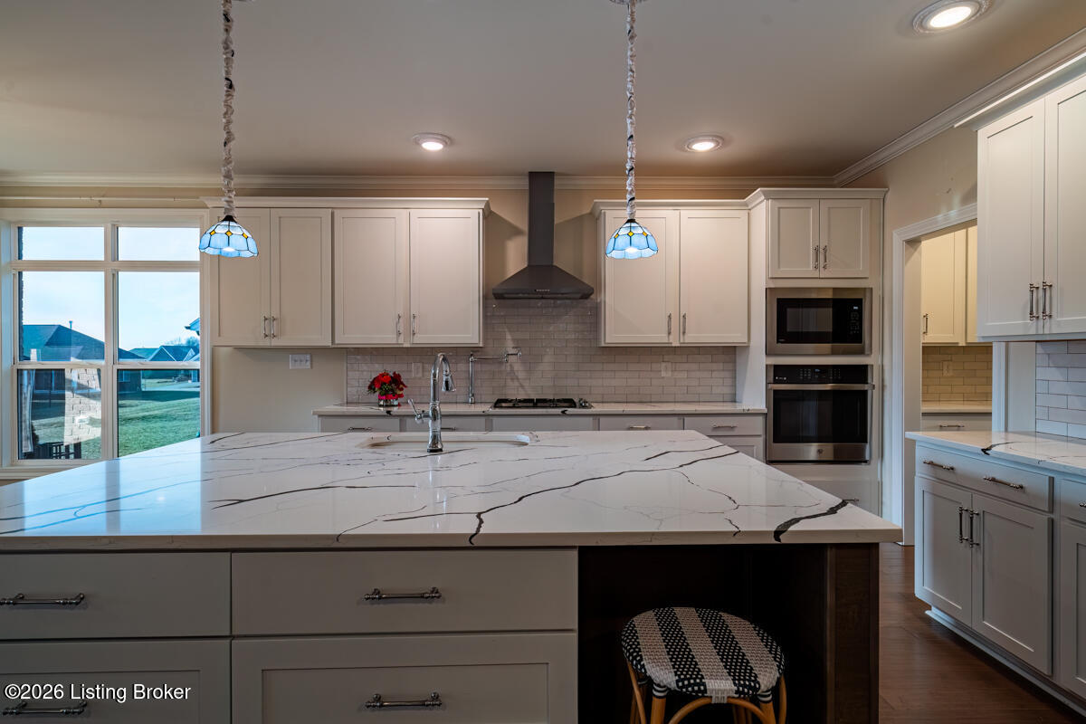 11528 Angel Falls Dr