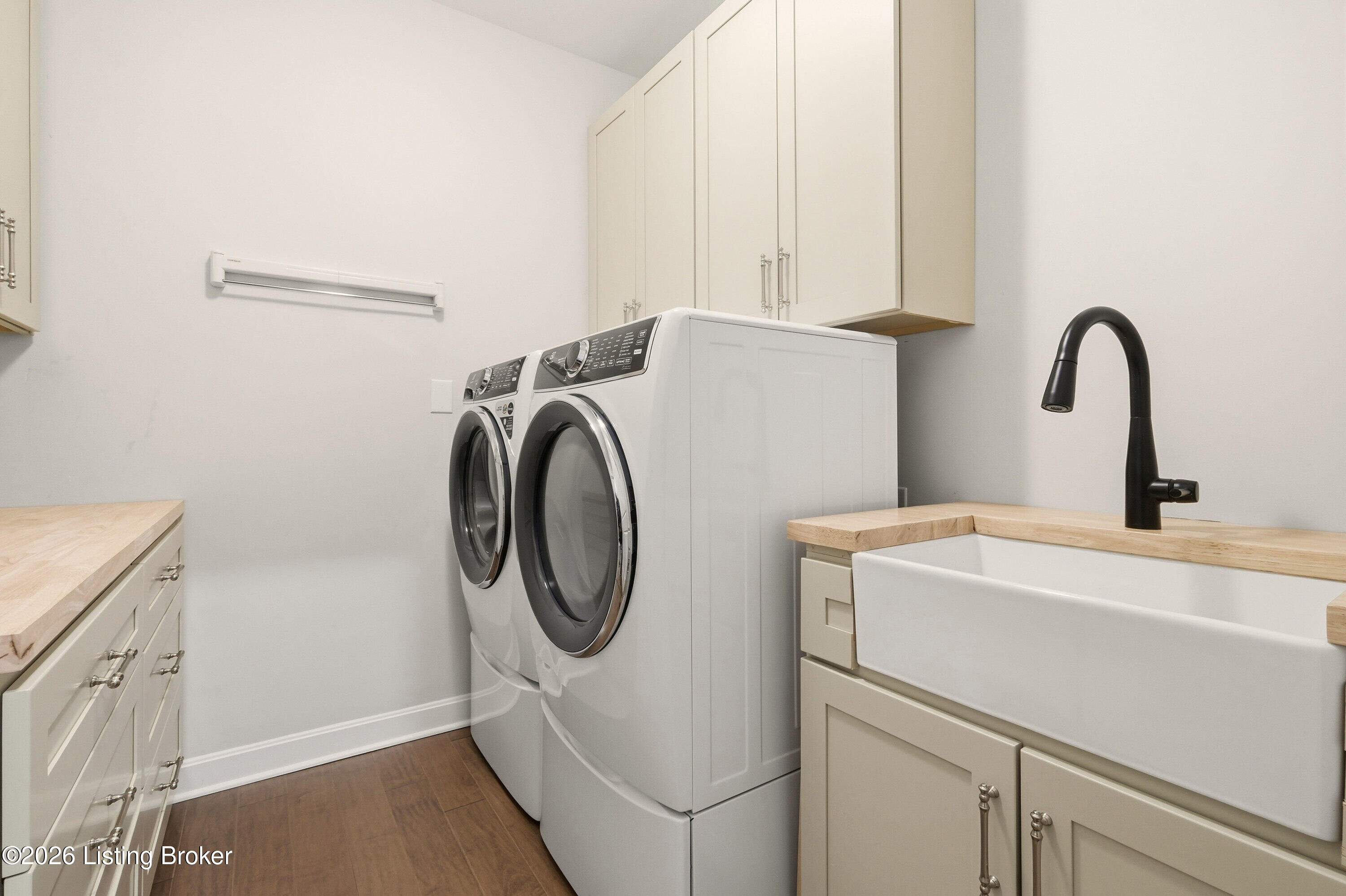 11528 Angel Falls Dr