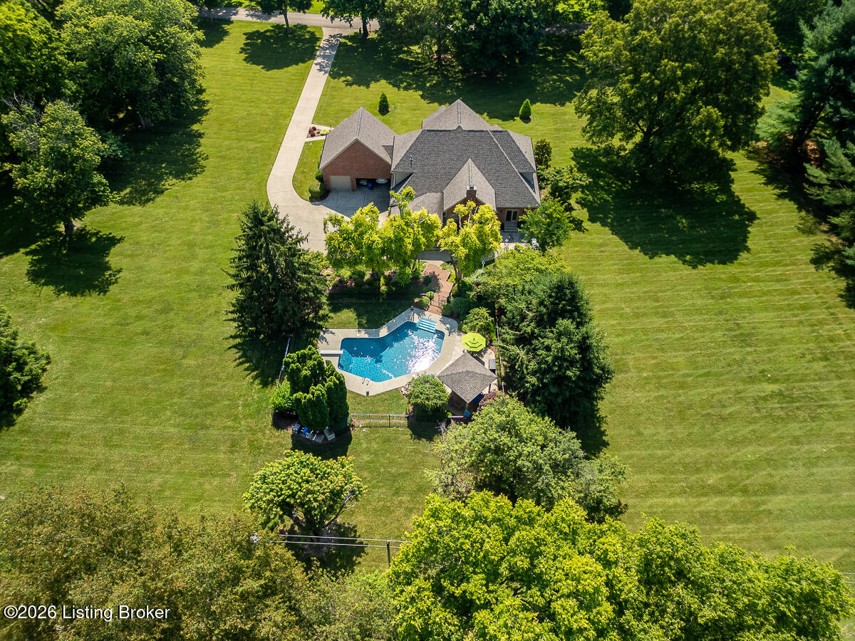 3616 Constantine Dr