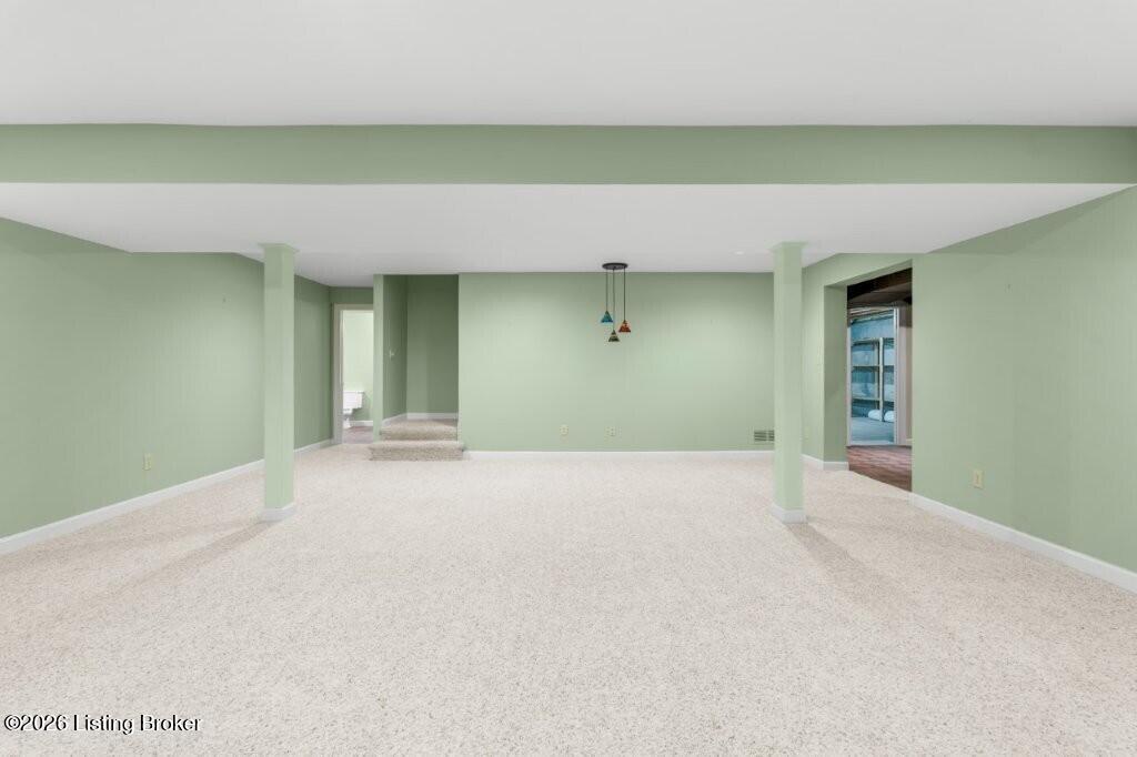 3616 Constantine Dr