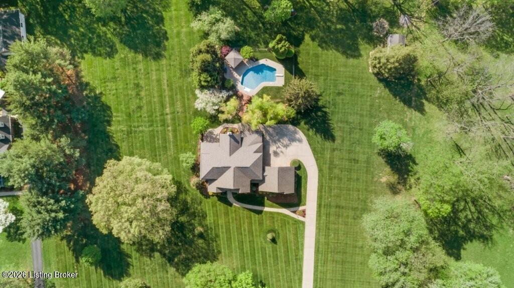 3616 Constantine Dr