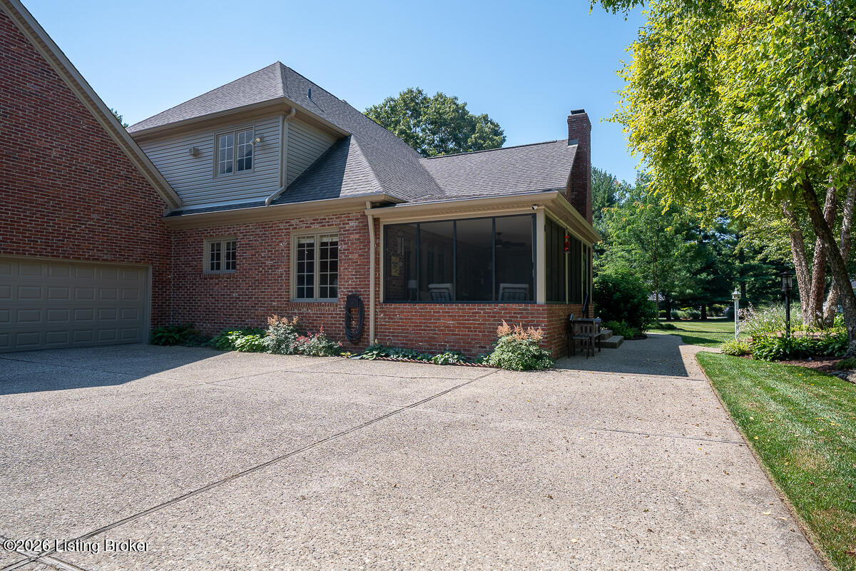 3616 Constantine Dr