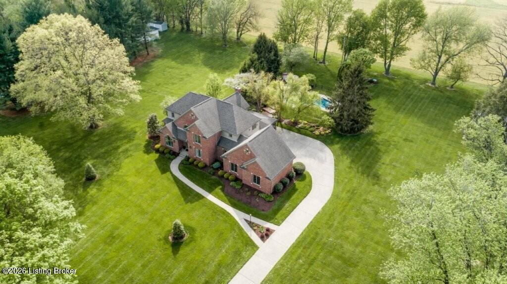 3616 Constantine Dr