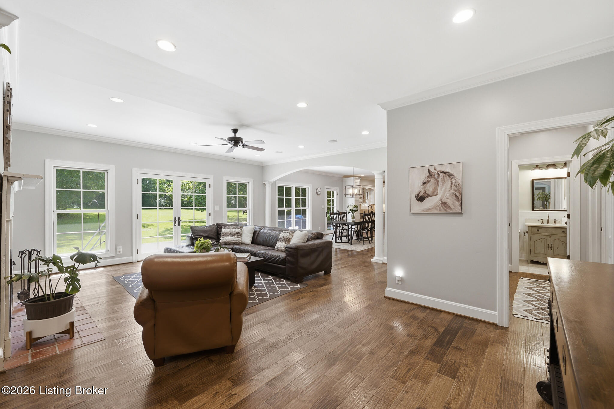 706 N Arbor Dr