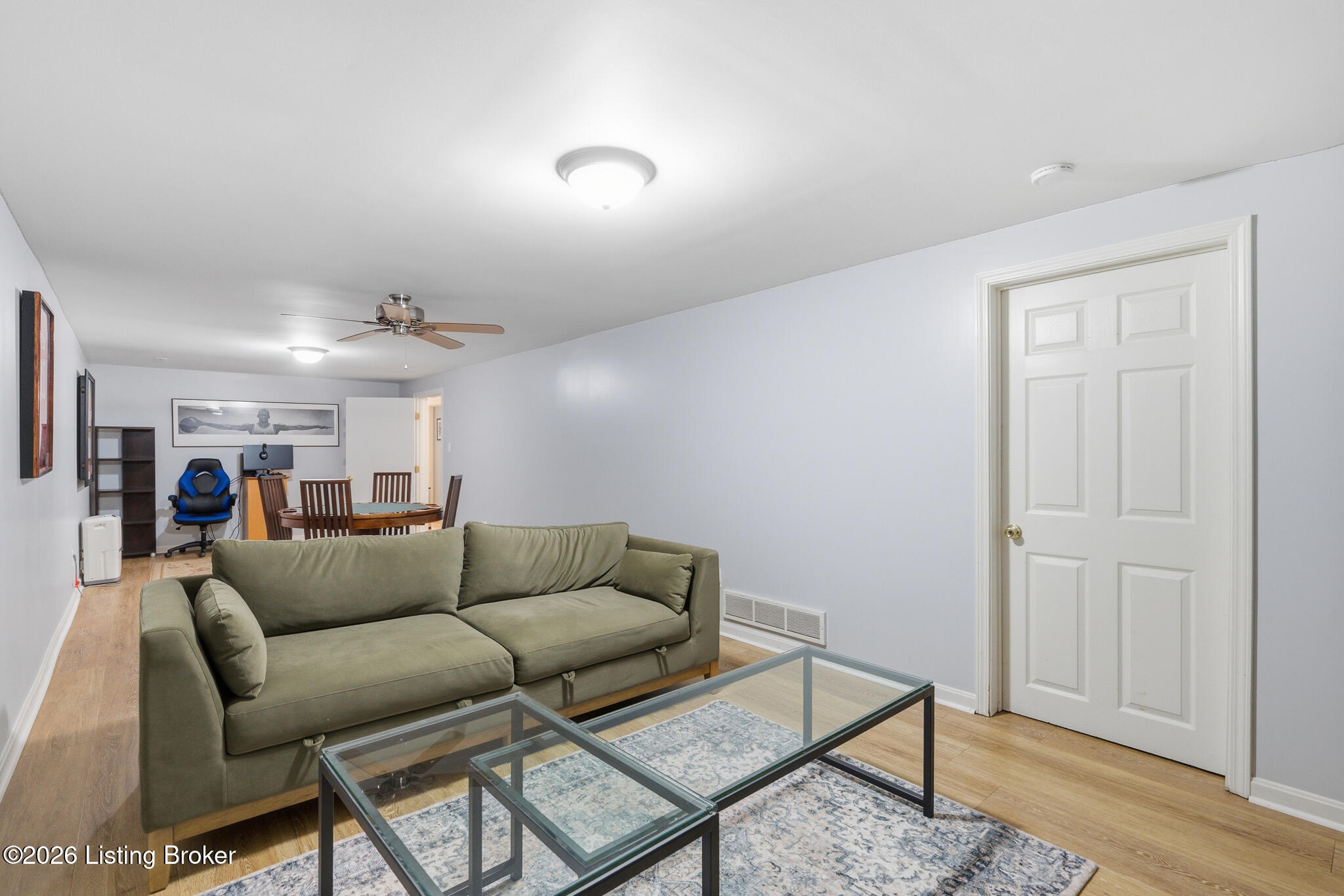 706 N Arbor Dr