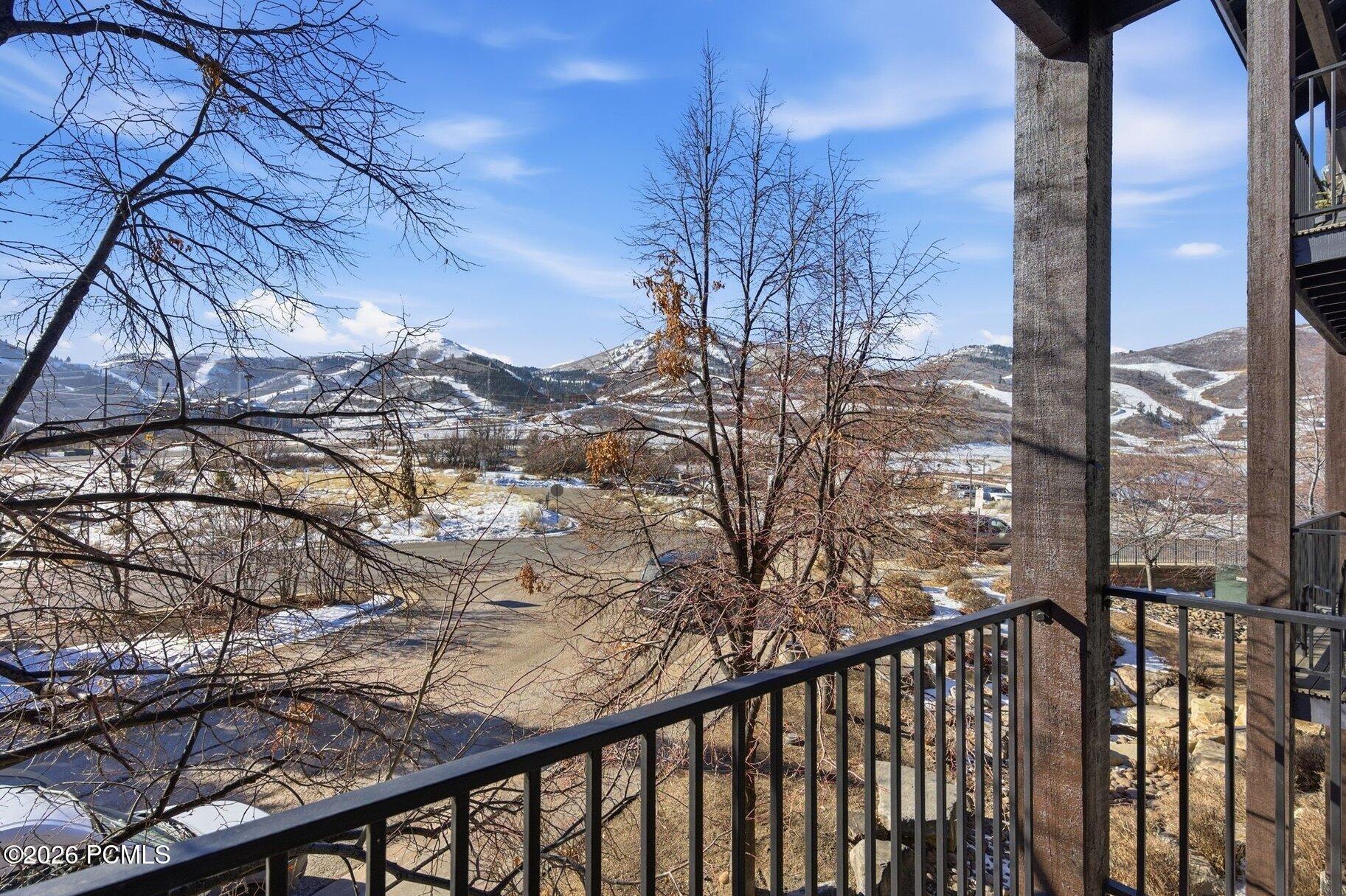 1364 W Stillwater Drive R2031
