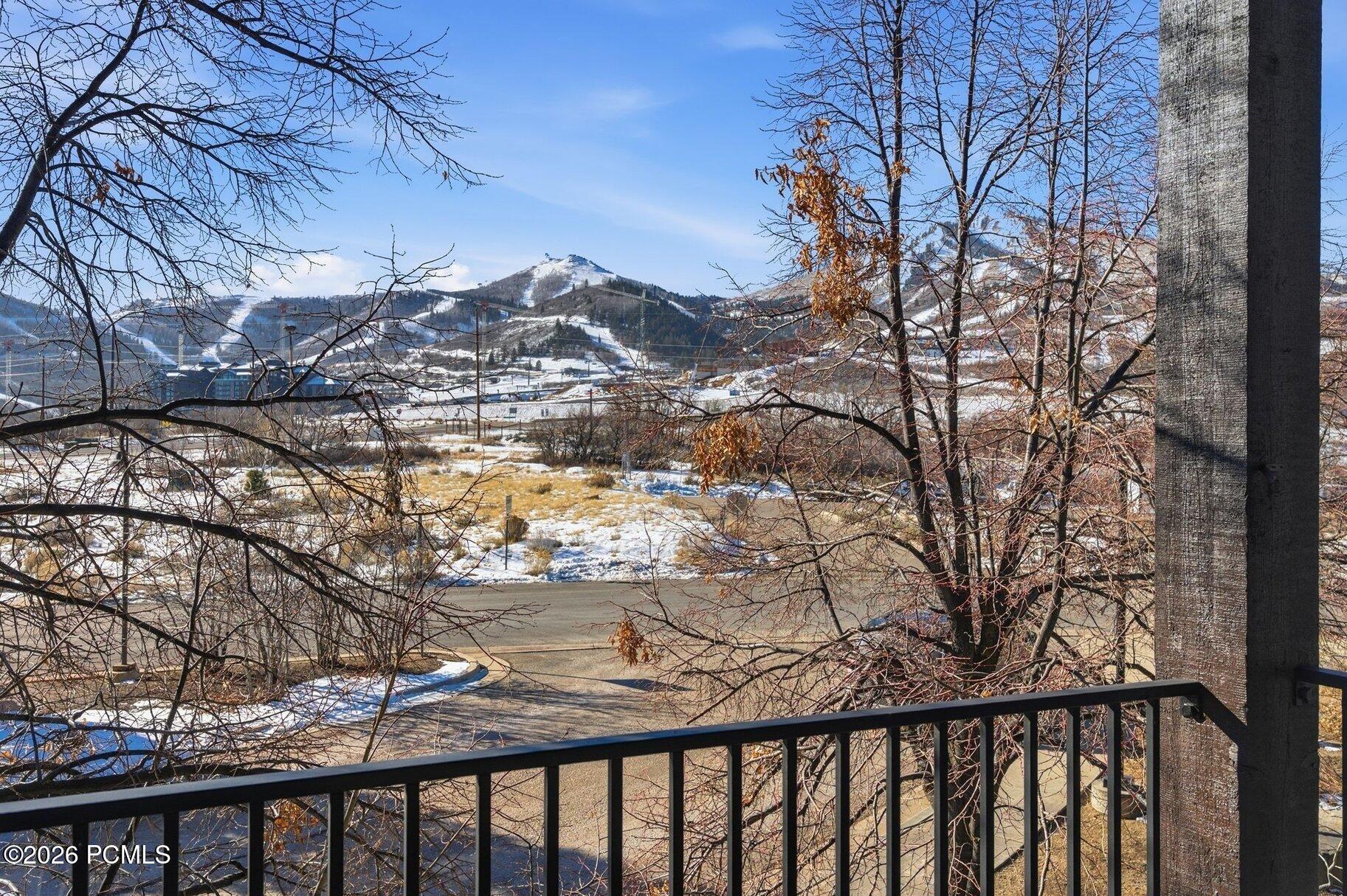 1364 W Stillwater Drive R2031