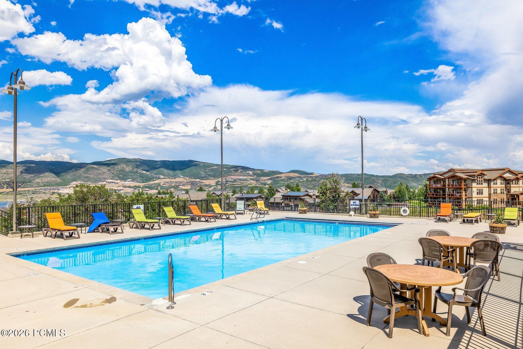 1364 W Stillwater Drive R1108