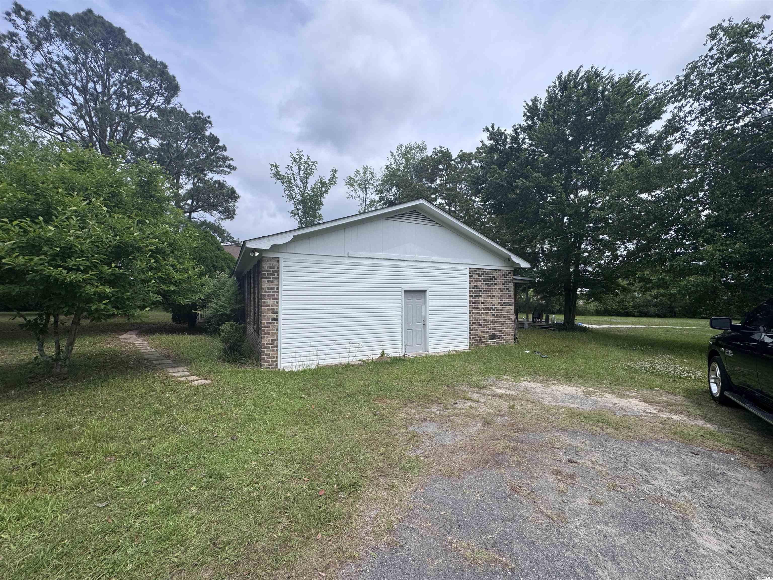 2560 Wise Rd.