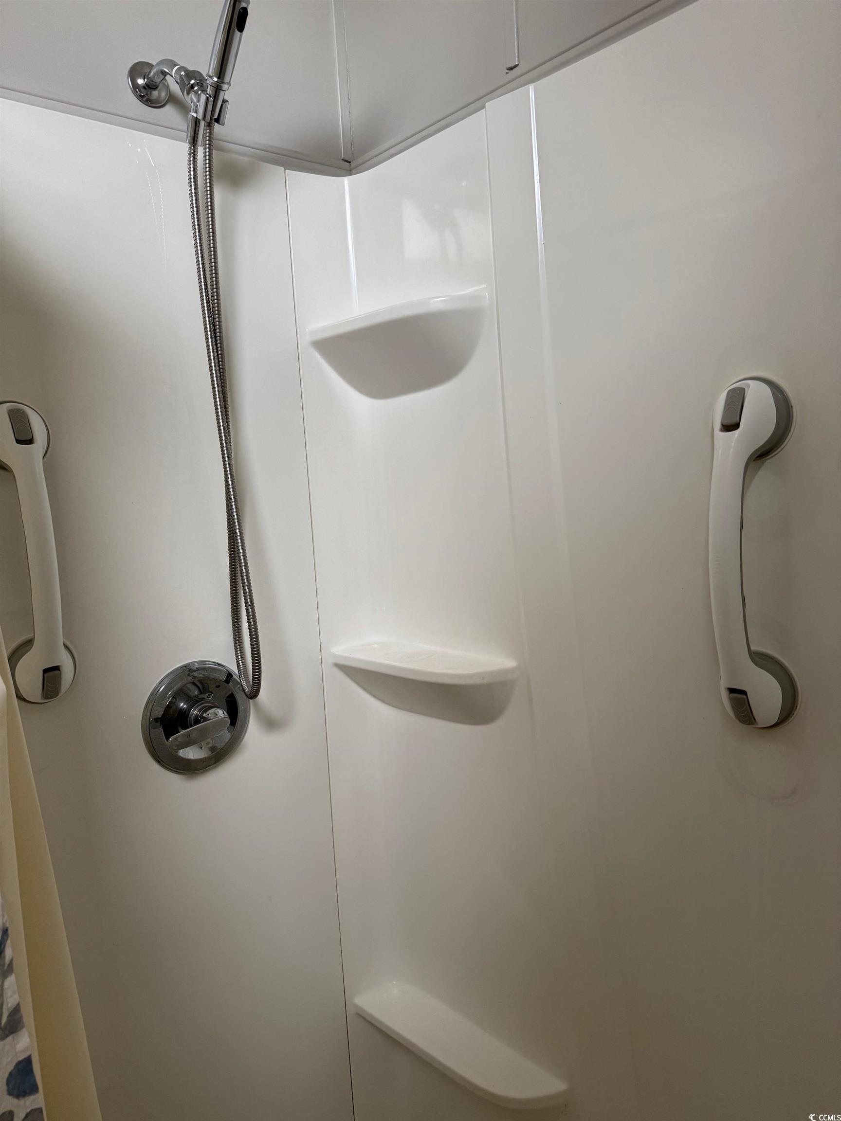 159 Crooked Island Circle