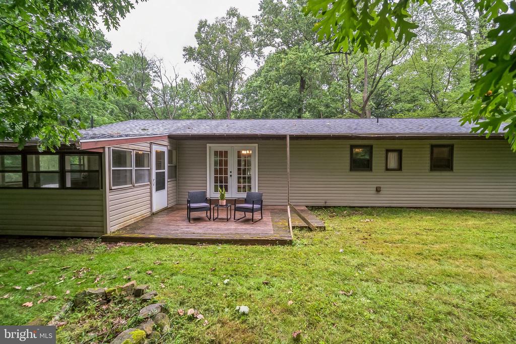 1160 Elverson Rd