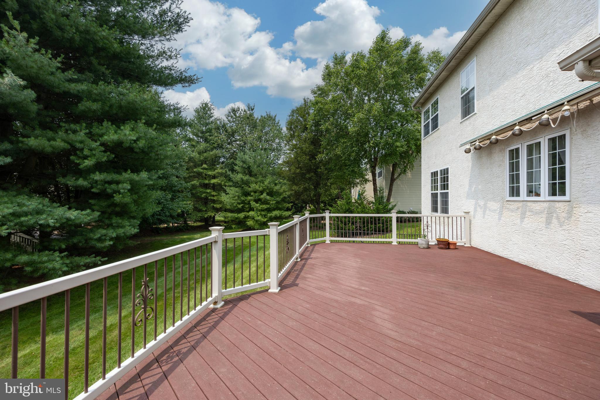 400 Partridgeberry Ln