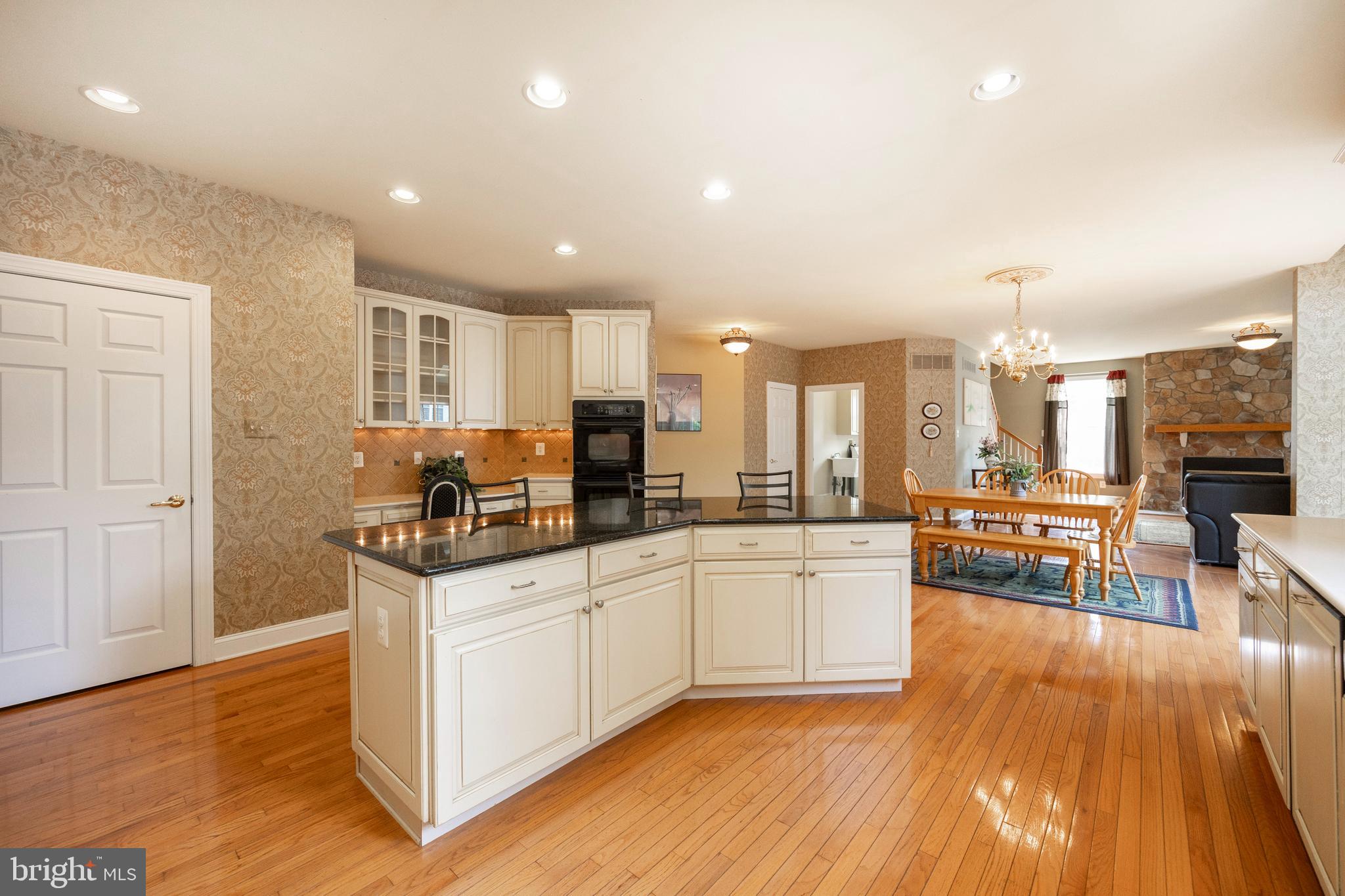 400 Partridgeberry Ln