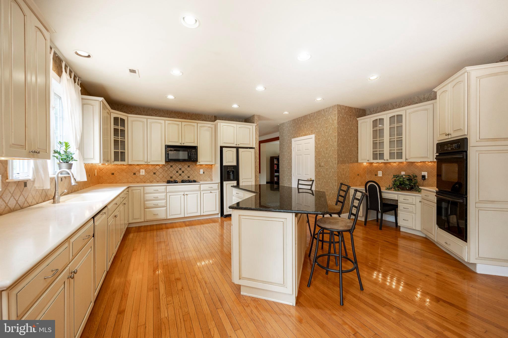 400 Partridgeberry Ln