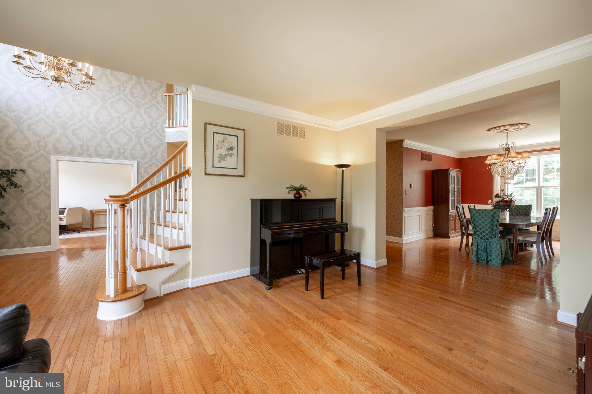 400 Partridgeberry Ln