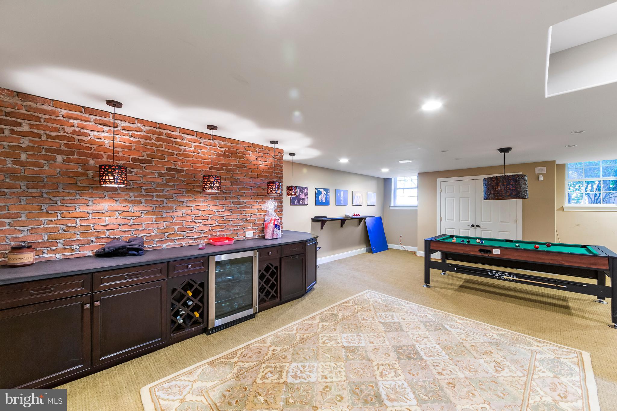 1720 Chantilly Ln