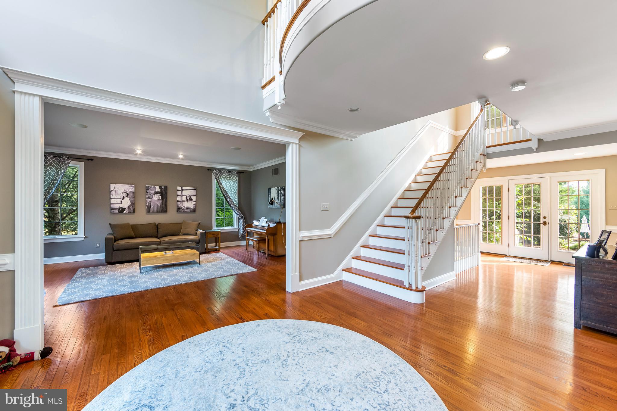 1720 Chantilly Ln