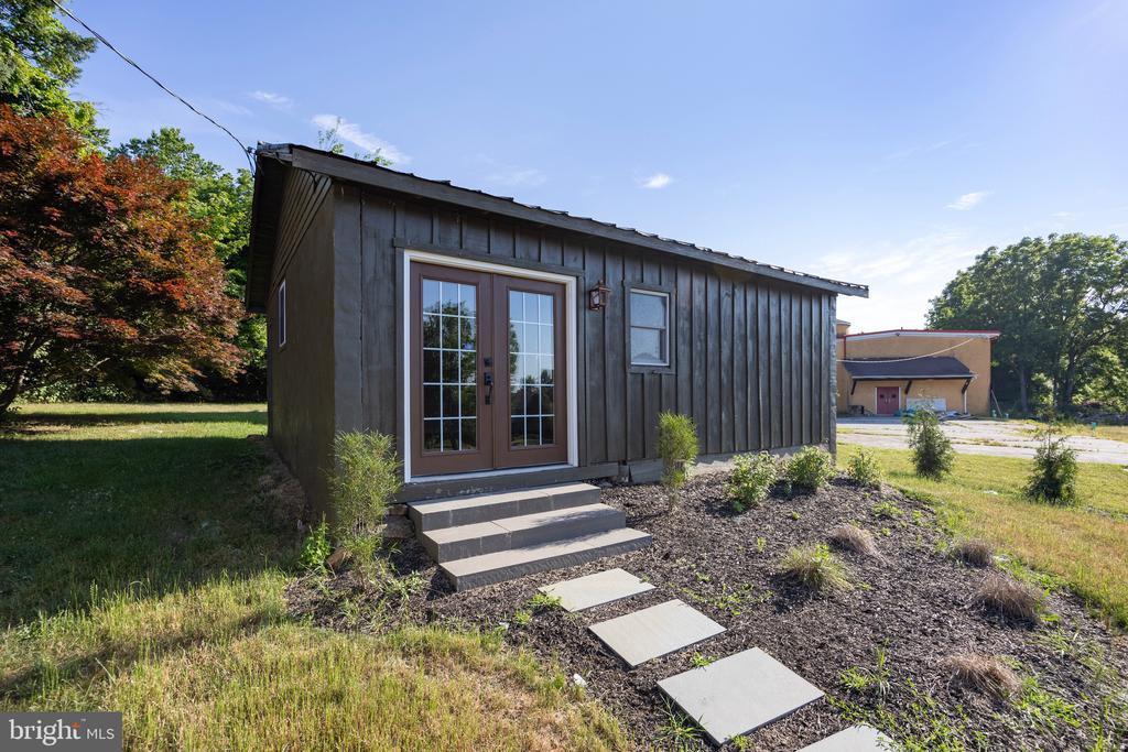 421 McGraw Lane