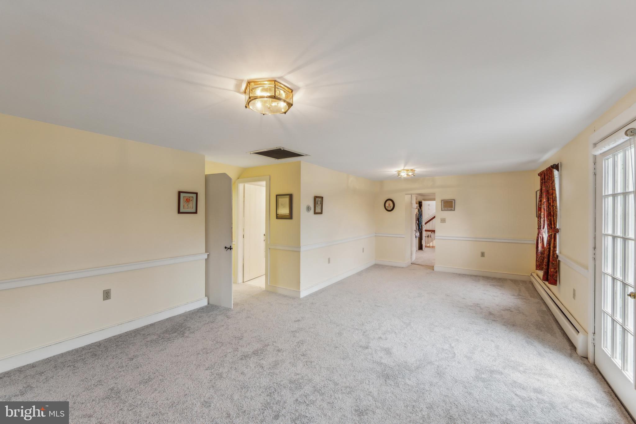 1820 Chestnut Hill Rd