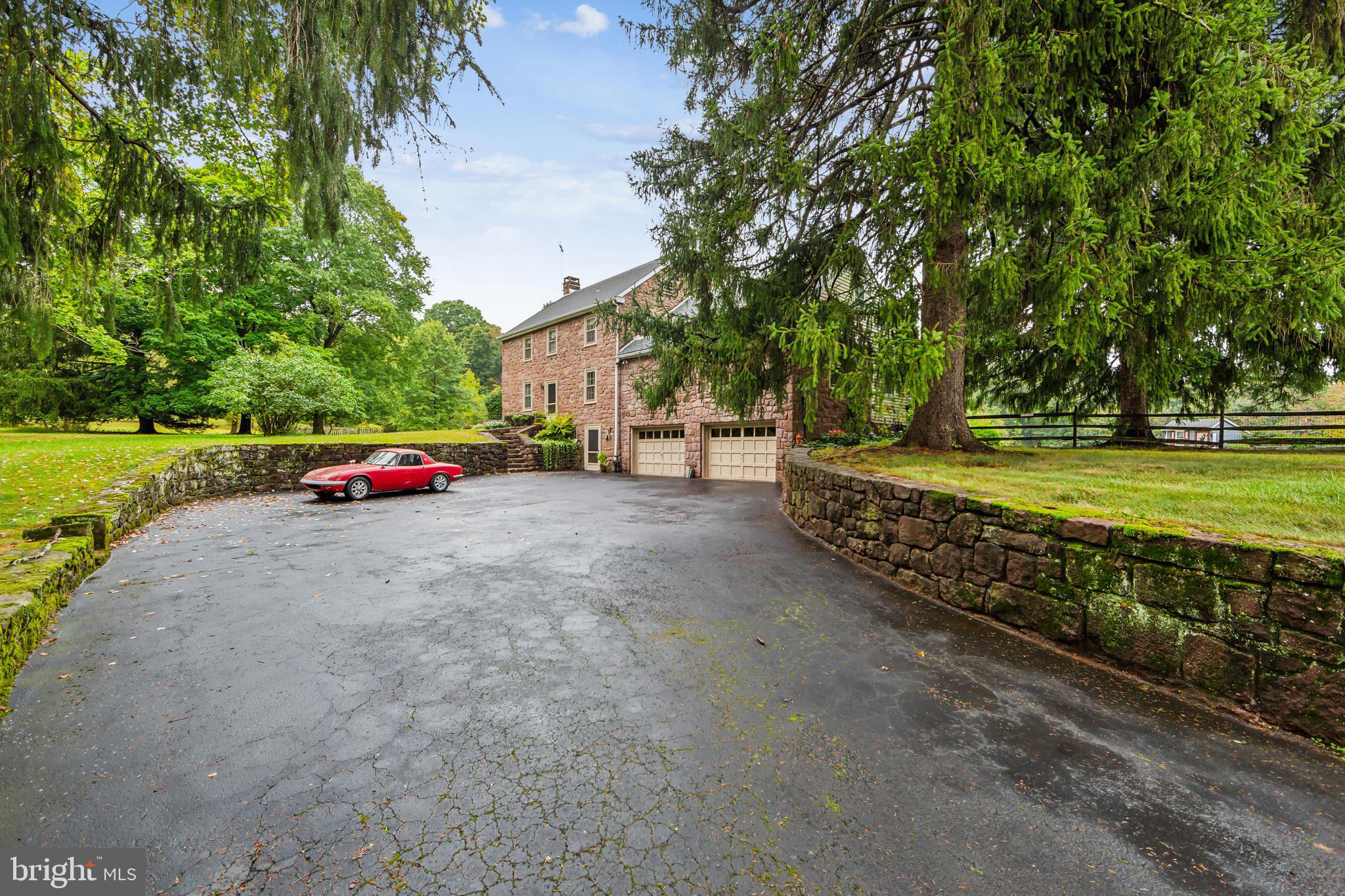 1820 Chestnut Hill Rd