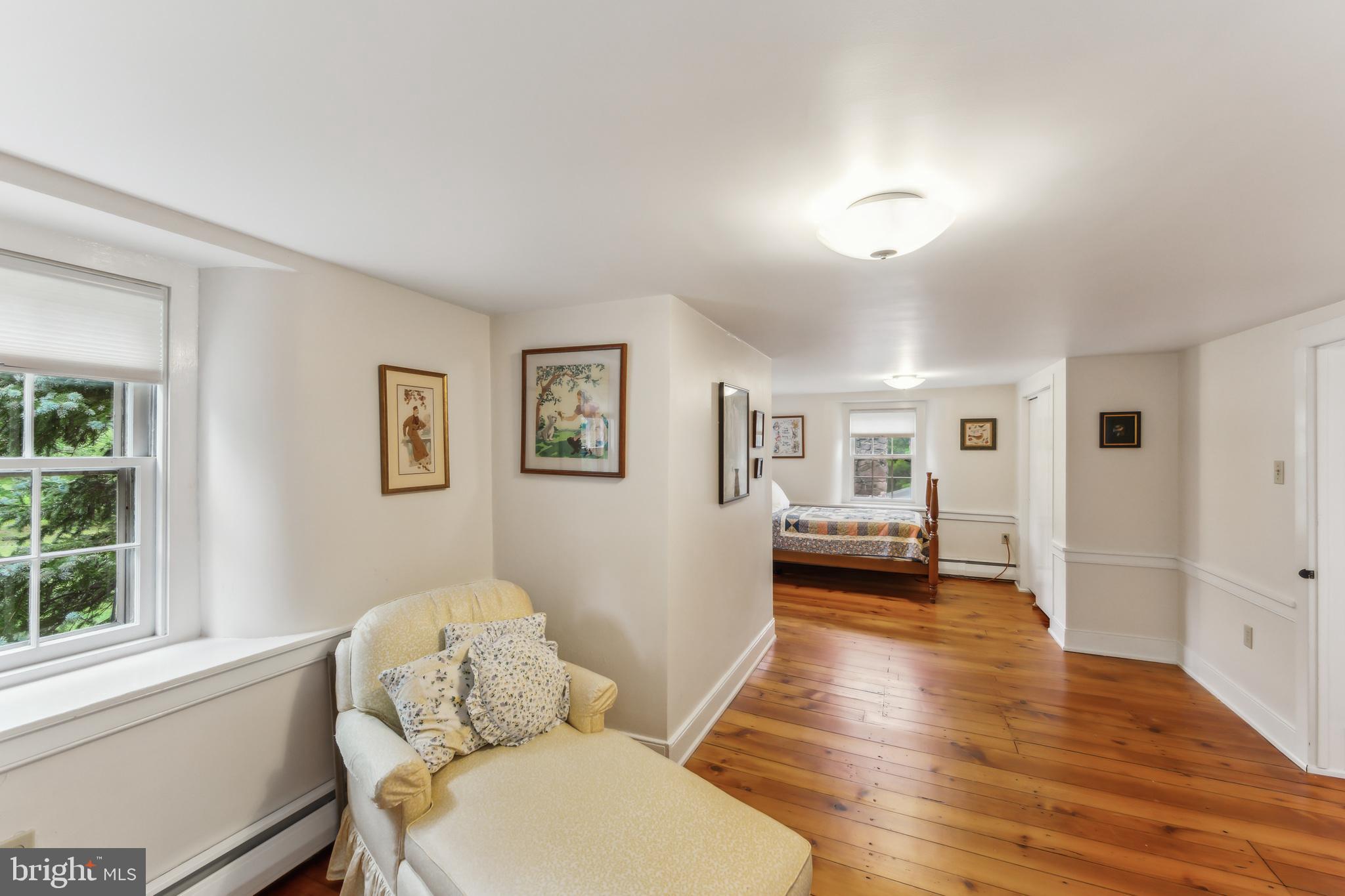 1820 Chestnut Hill Rd