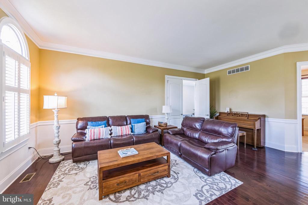 2201 Kingsley Ct