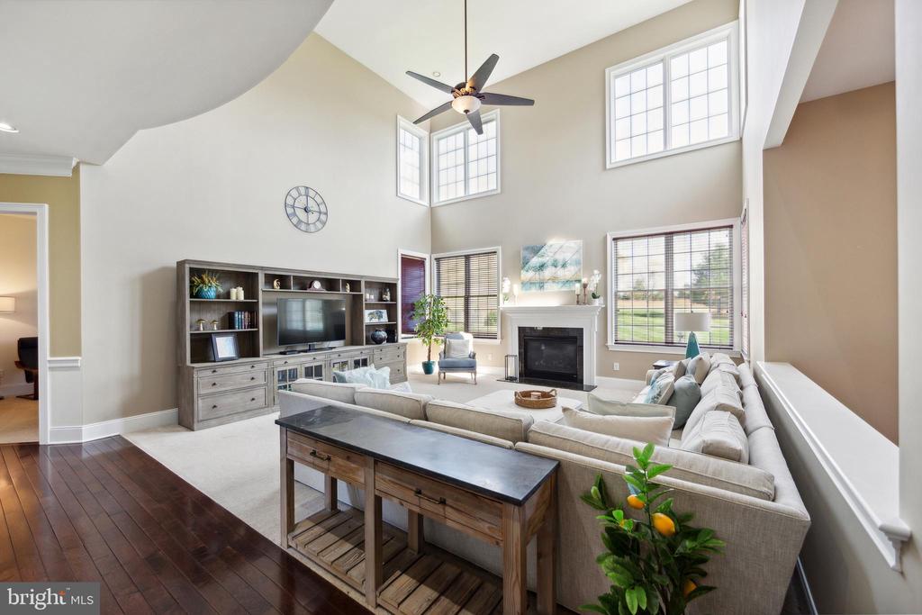 2201 Kingsley Ct