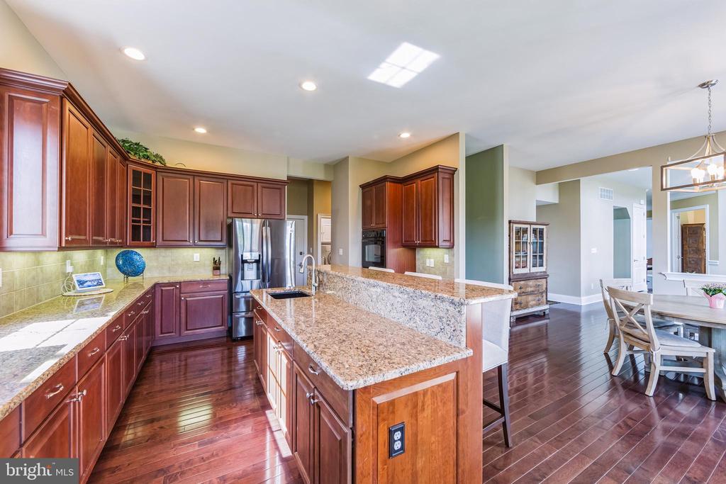 2201 Kingsley Ct