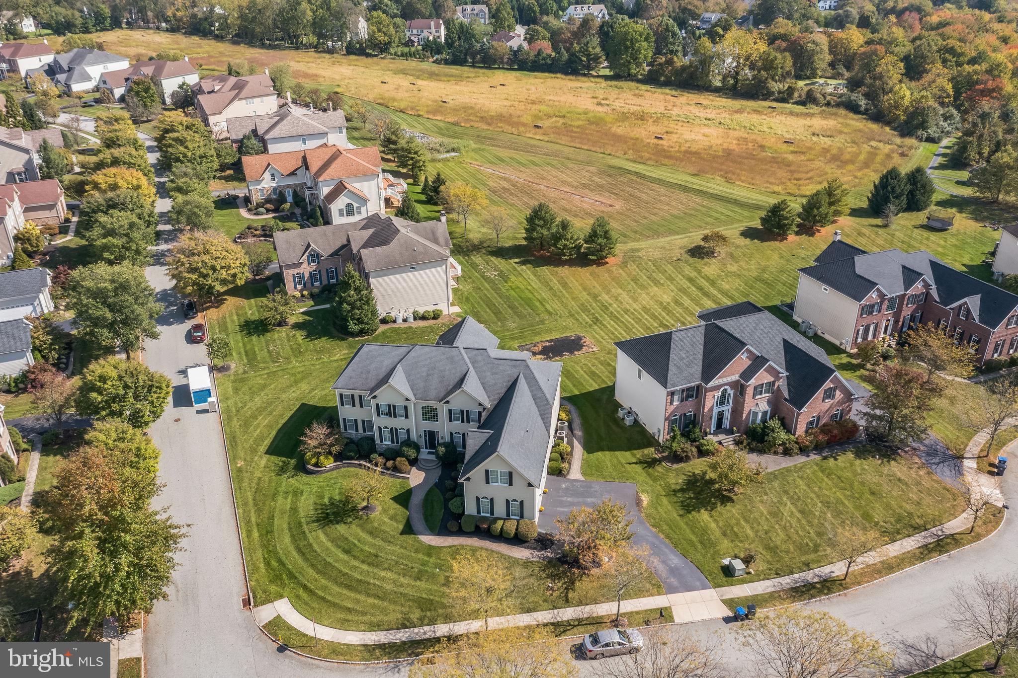 2201 Kingsley Ct