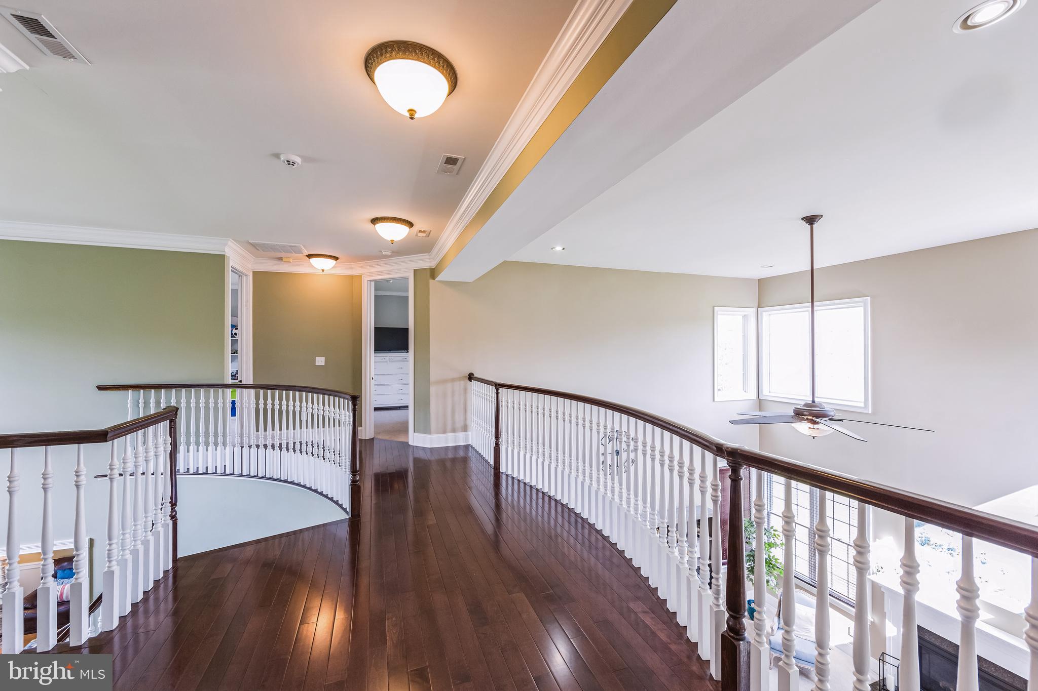 2201 Kingsley Ct