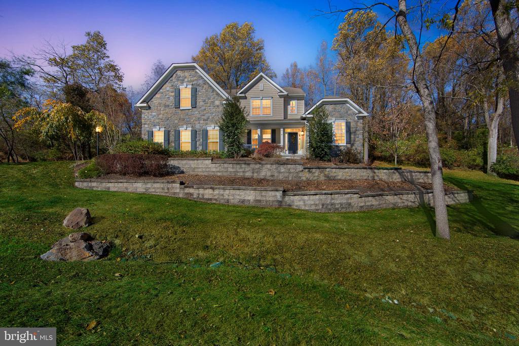 48 Butterworth Ct