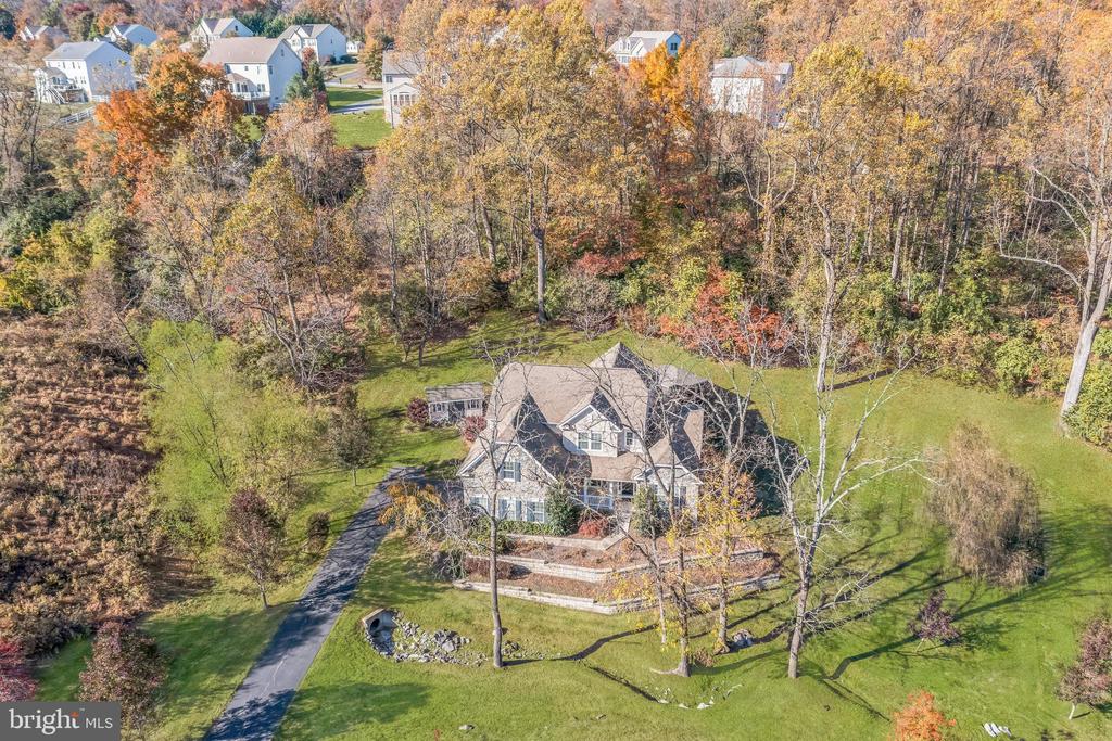48 Butterworth Ct
