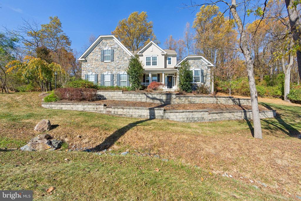 48 Butterworth Ct