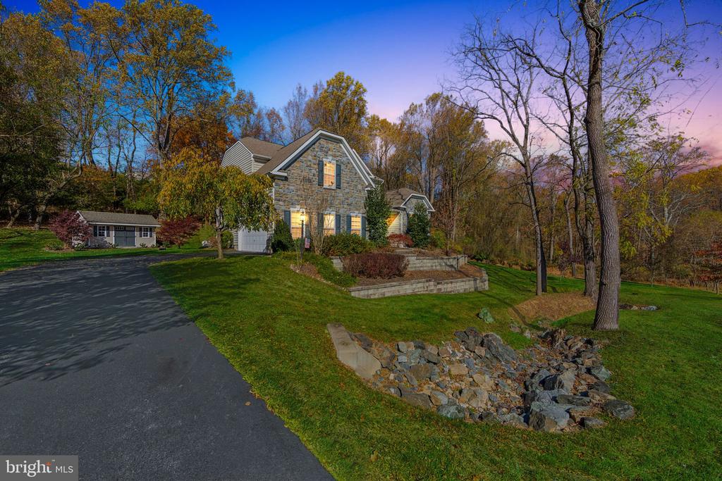 48 Butterworth Ct