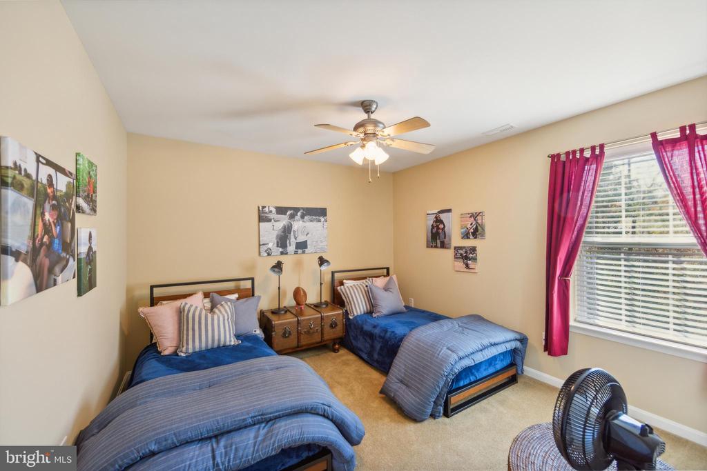 48 Butterworth Ct